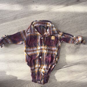 American Hawk Plaid Flannel Long Sleeve Button-Front Collared Bodysuit 6-9M